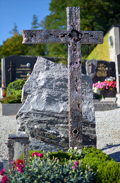 Welded Grave Monument